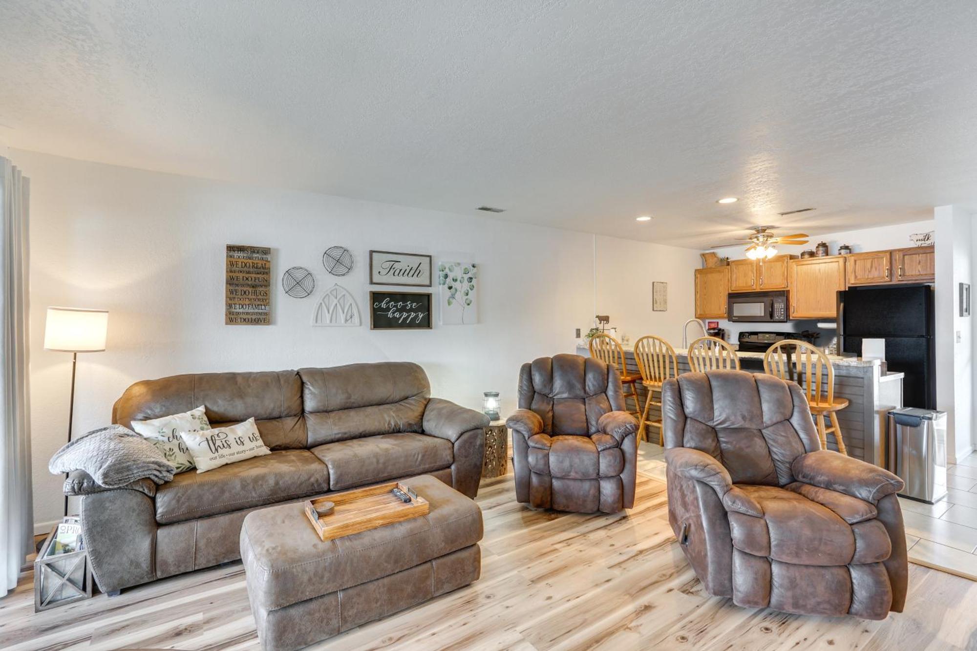 Modern Condo With Screened Balcony And Views! Osage Beach Exterior foto