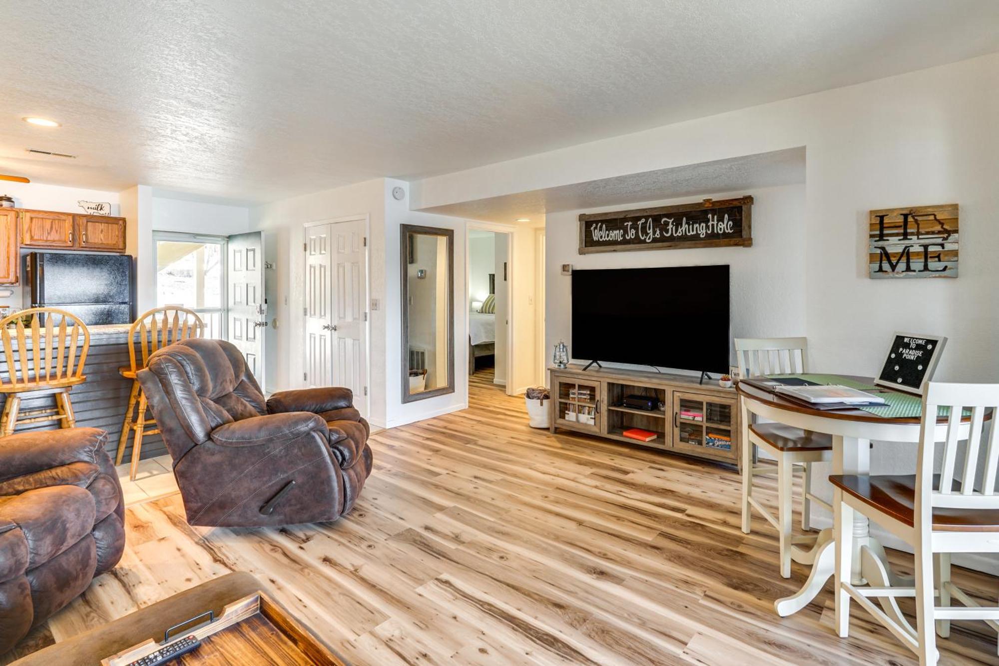 Modern Condo With Screened Balcony And Views! Osage Beach Exterior foto