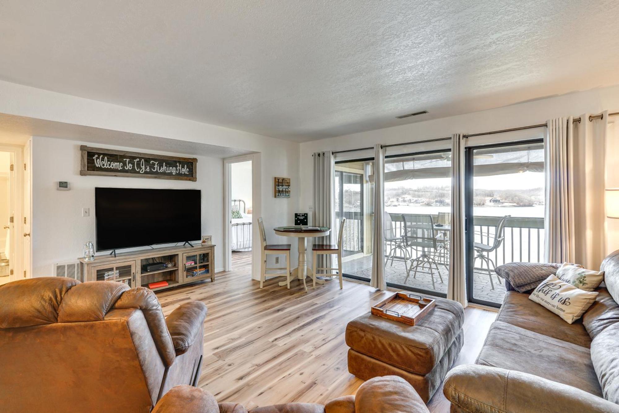Modern Condo With Screened Balcony And Views! Osage Beach Exterior foto