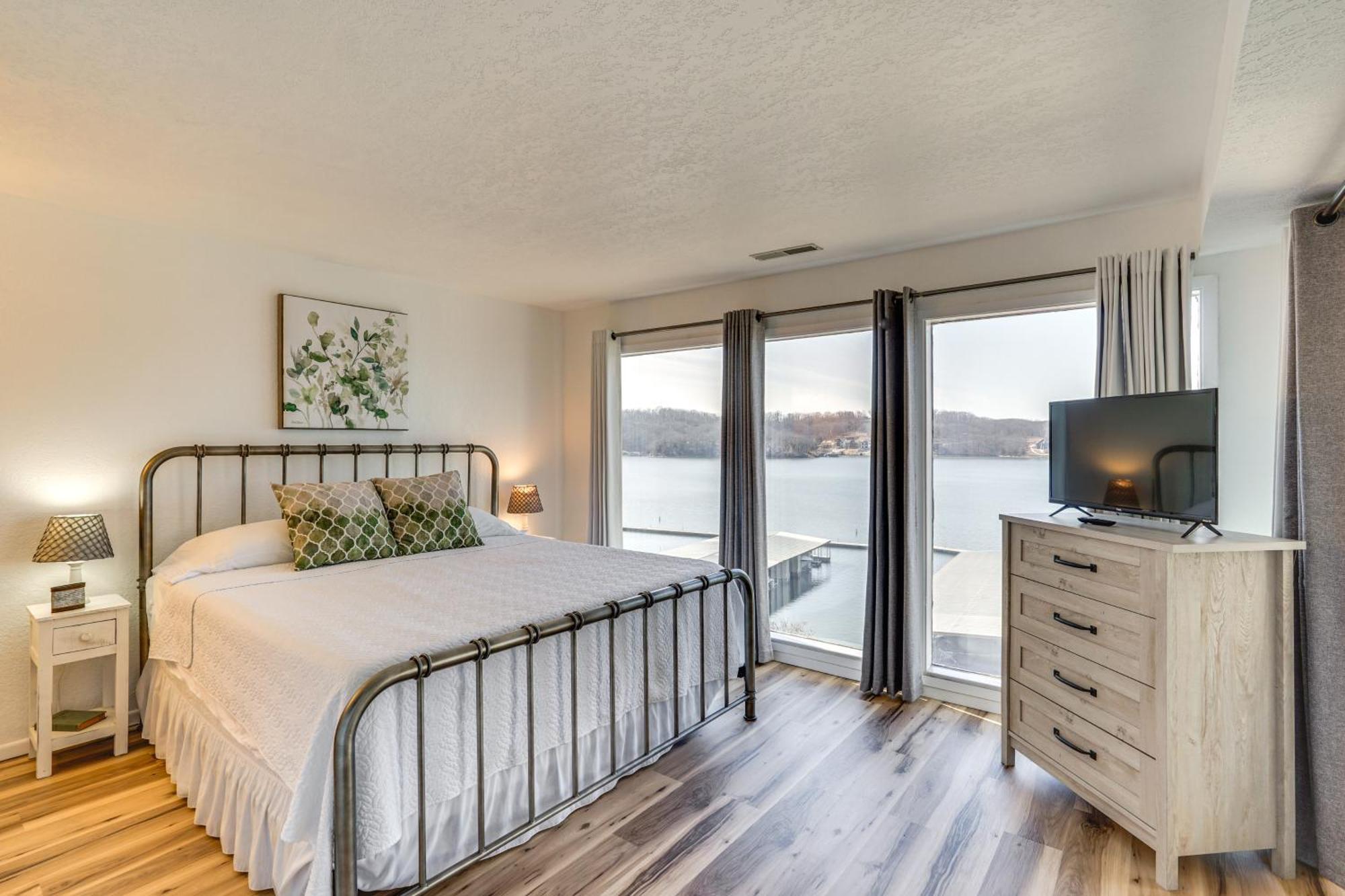 Modern Condo With Screened Balcony And Views! Osage Beach Exterior foto